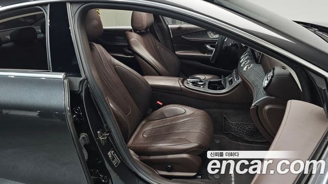 Mercedes-Benz CLS-Class 2020 — Фото 10/20