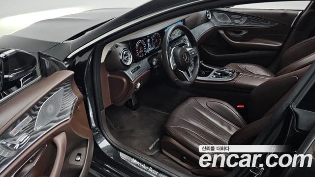 Mercedes-Benz CLS-Class 2020 — Фото 11/20