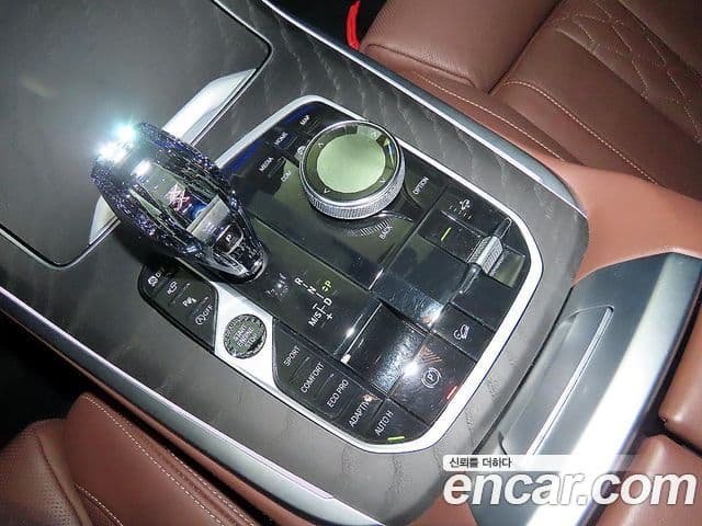 BMW X7 2021 — ფოტო 11/20