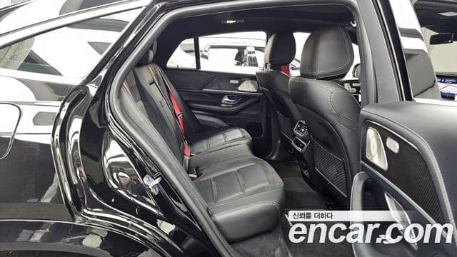 Mercedes-Benz GLE-Class 2025 — ფოტო 12/20
