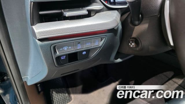Genesis Electrified G80 2020 — Şəkil 17/20