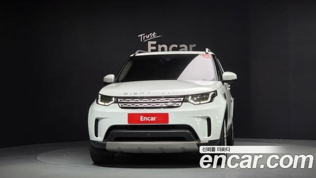 Land Rover Discovery 5 2019 — ფოტო 19/20