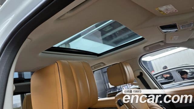 Land Rover Discovery 5 2019 — ფოტო 4/20