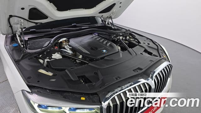BMW 7 Series 2021 — Şəkil 13/20