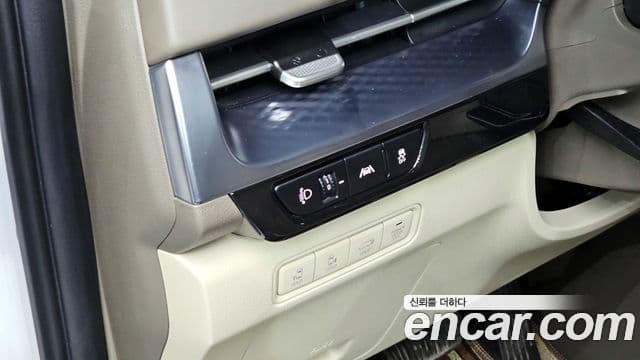 Kia Carnival 2023 — Фото 14/20