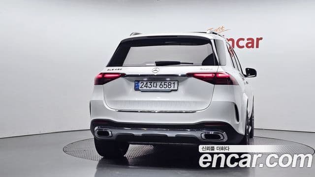 Mercedes-Benz GLE-Class 2024 — ფოტო 4/20