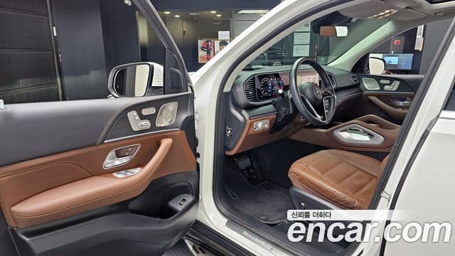 Mercedes-Benz GLE-Class 2024 — ფოტო 11/20