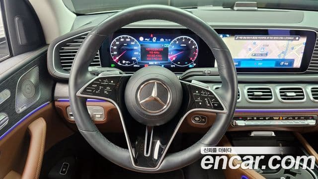Mercedes-Benz GLE-Class 2024 — ფოტო 13/20