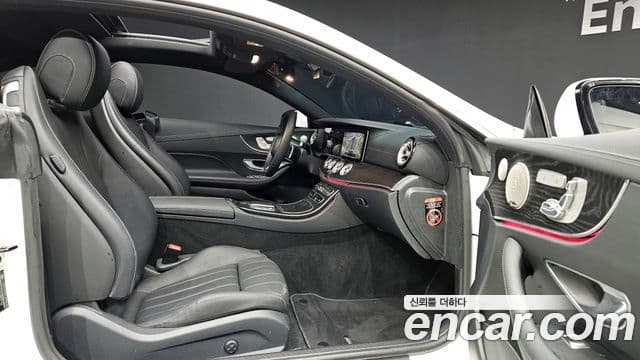Mercedes-Benz E-Class 2022 — Фото 10/20