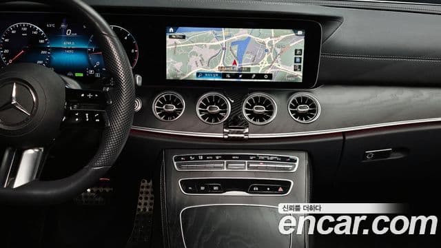 Mercedes-Benz E-Class 2022 — Фото 16/20