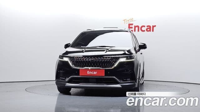 Kia Carnival 2021 — ფოტო 3/20