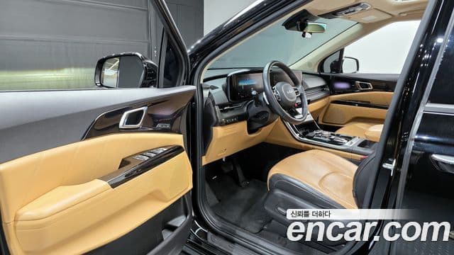 Kia Carnival 2021 — ფოტო 11/20