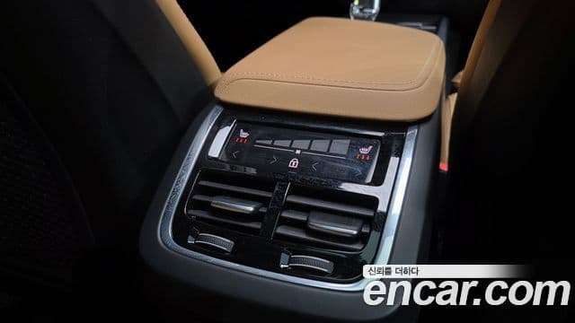 Volvo V60 Cross Country 2022 — Şəkil 19/20