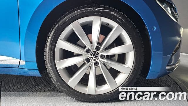 Volkswagen Arteon 2022 — ფოტო 5/20