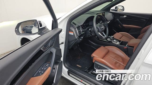Audi Q5 2021 — ფოტო 11/20