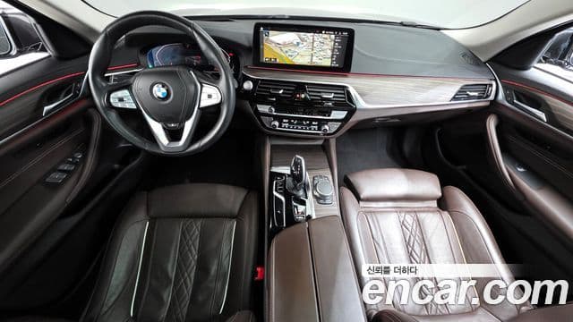 BMW 5 Series 2021 — Фото 10/20