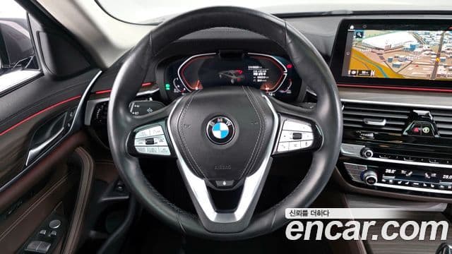 BMW 5 Series 2021 — Фото 13/20