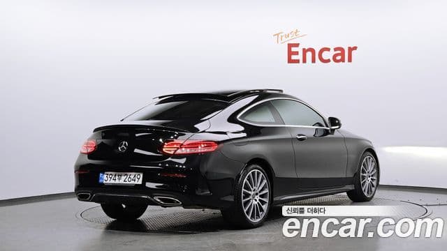 Mercedes-Benz C-Class 2022 — ფოტო 2/20