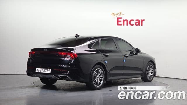 Kia K5 2021 — Şəkil 8/20