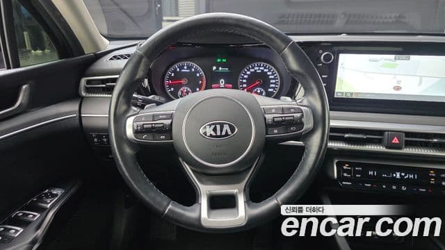 Kia K5 2021 — Şəkil 9/20