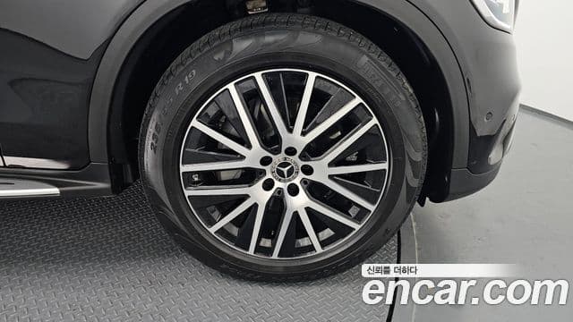 Mercedes-Benz GLC-Class 2021 — ფოტო 5/20