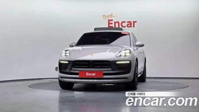 Porsche Macan 2022 — Şəkil 3/20