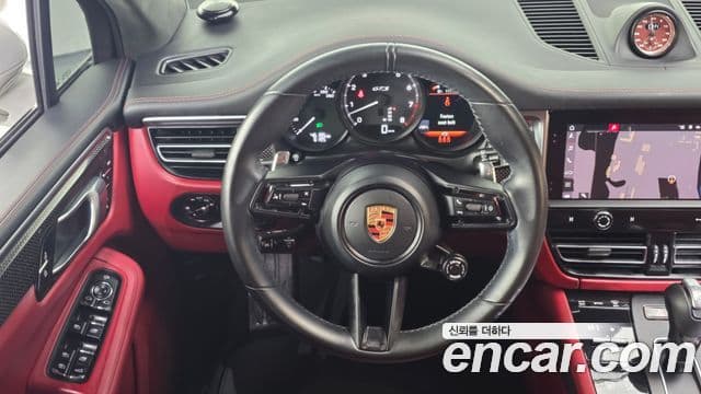 Porsche Macan 2022 — Şəkil 13/20