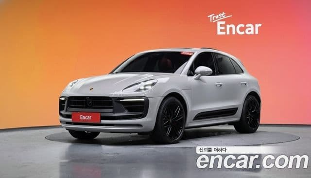 Porsche Macan 2022 — Şəkil 1/20