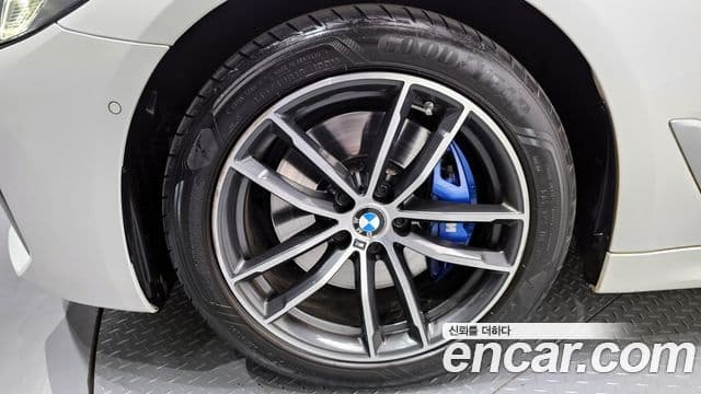 BMW 5 Series 2023 — Şəkil 5/20