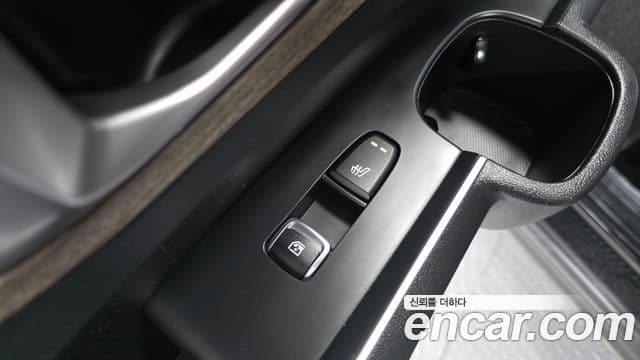 Kia Sorento 2021 — ფოტო 19/20