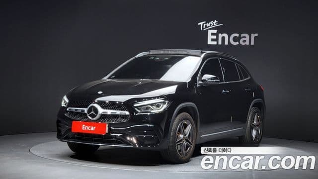 Mercedes-Benz GLA-Class 2022 — Şəkil 1/20
