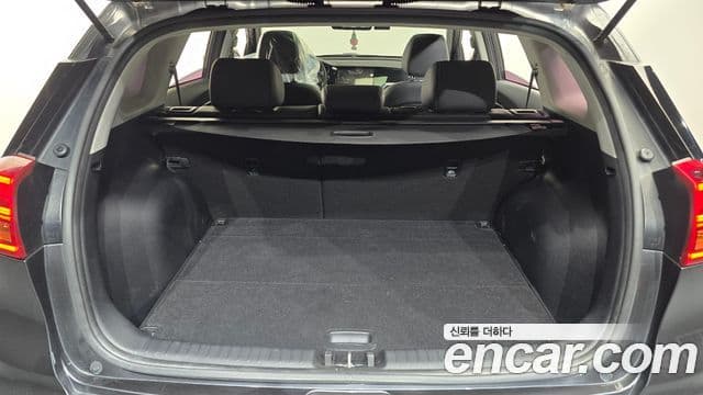 Kia Niro 2021 — фото 20 из 20
