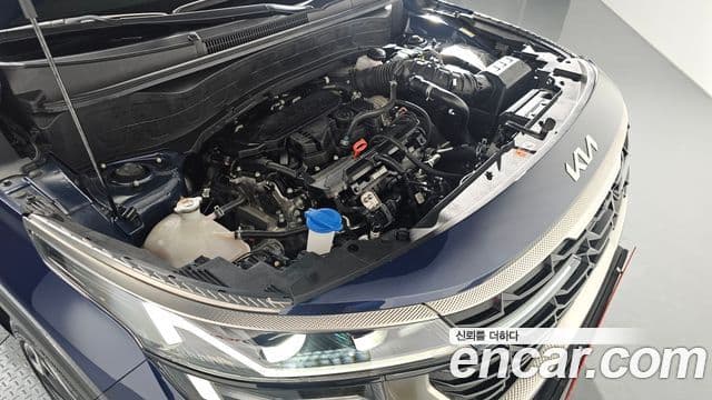 Kia Seltos 2023 — ფოტო 6/20