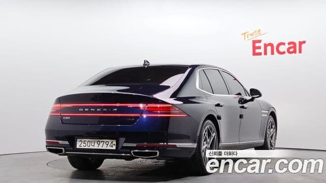 Genesis G90 2022 — ფოტო 2/20