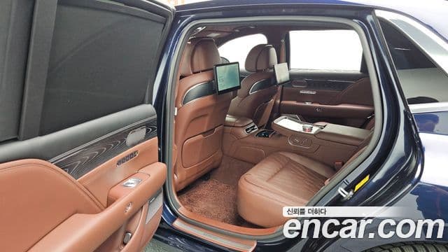 Genesis G90 2022 — ფოტო 12/20