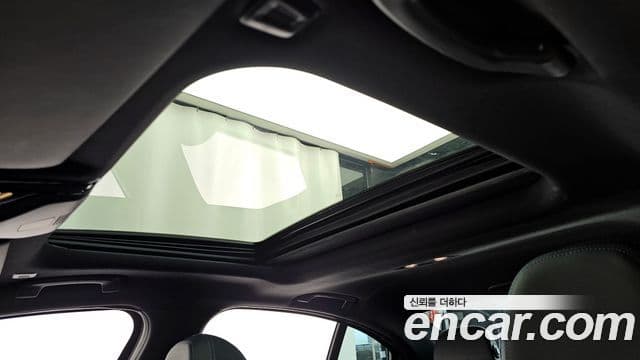 BMW 3 Series 2021 — ფოტო 18/20