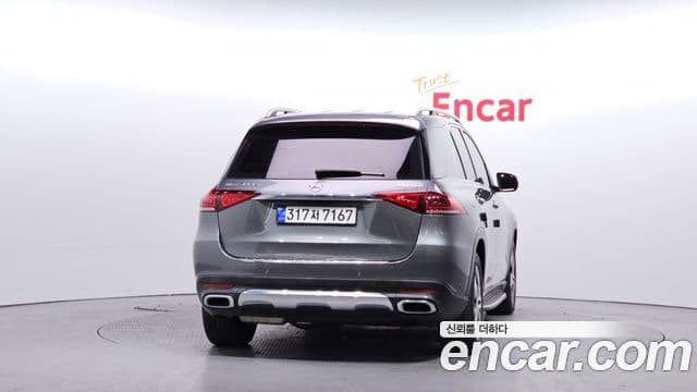 Mercedes-Benz GLE-Class 2019 — Photo 3/20