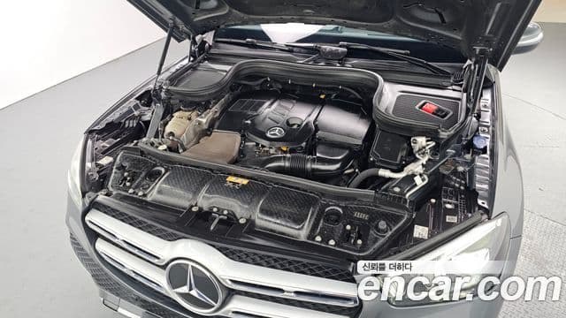 Mercedes-Benz GLE-Class 2019 — Photo 7/20