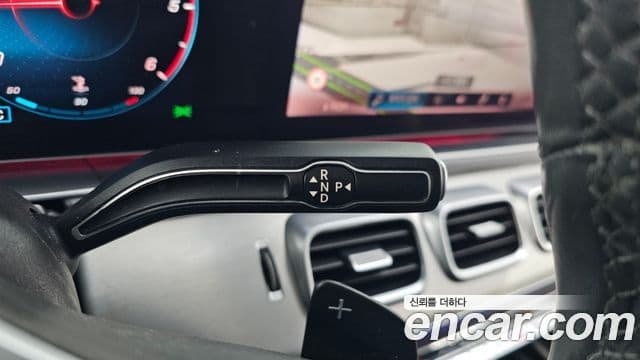 Mercedes-Benz GLE-Class 2019 — Photo 4/20