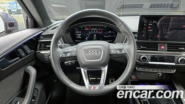 Audi A4 2021 — Şəkil 13/20