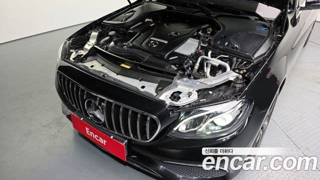 Mercedes-Benz E-Class 2020 — Şəkil 19/20