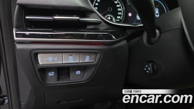 Genesis Electrified G80 2023 — Şəkil 12/20