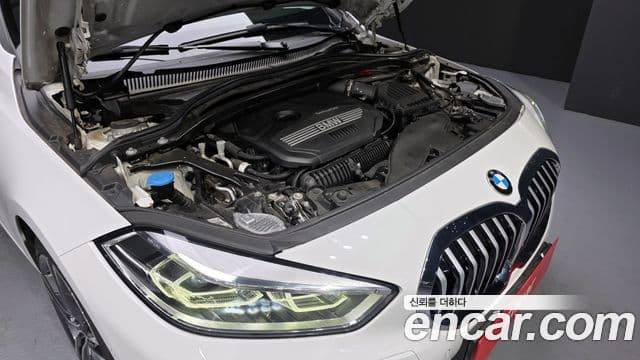 BMW 1 Series 2022 — Şəkil 6/20