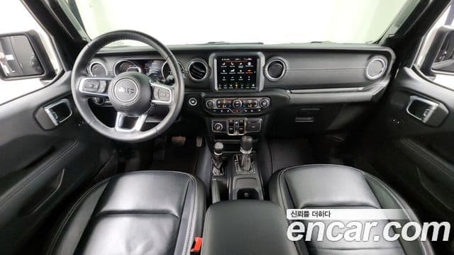 Jeep Wrangler 2022 — Şəkil 7/20