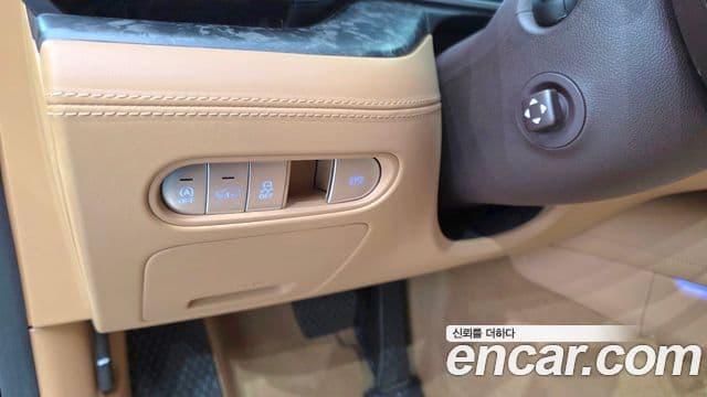Genesis G90 2023 — Şəkil 13/20
