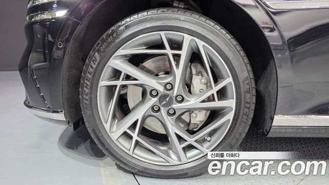 Genesis G90 2023 — Şəkil 14/20