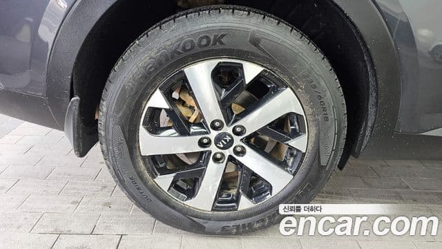 Kia Sorento 2020 — фото 5 из 20