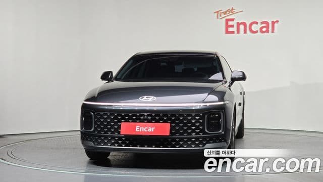 Hyundai Grandeur Hybrid 2022 — Photo 18/20