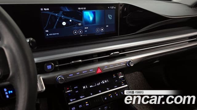 Hyundai Grandeur Hybrid 2022 — Photo 7/20