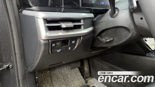 Hyundai Grandeur Hybrid 2022 — Photo 11/20